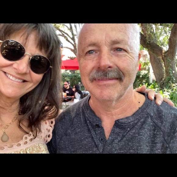 Welcome to my closet! ❤️🌎♻️ - Picture 10 of 14